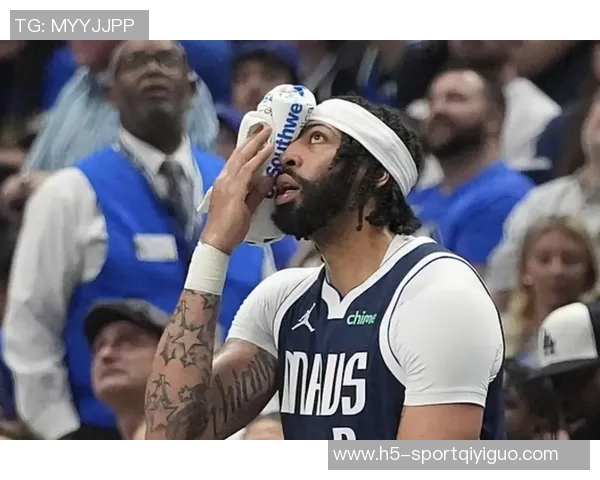 美媒透露克莱与浓眉意识到独行侠可能进行交易的消息